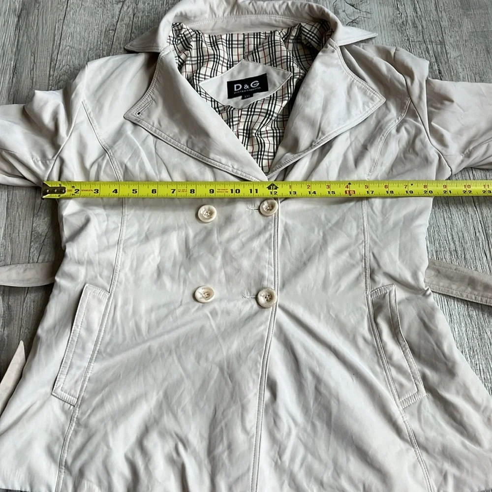 Dolce & Gabbana Cream Neutral Coat with‎ Waist Tie Size XXL